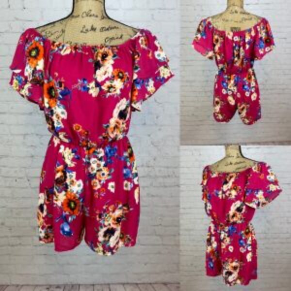 Peach Love Gorgeous Floral On/Off Shoulders Romper