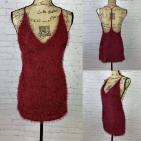 Manet Burgandy Shaggy T Back Top/tunic