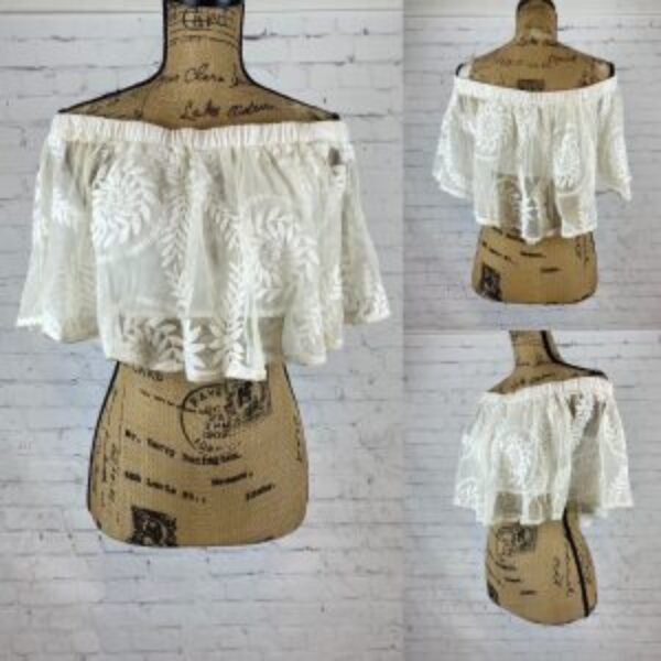 Windsor White On/Off Shoulder Ruffled Lace Crop Top