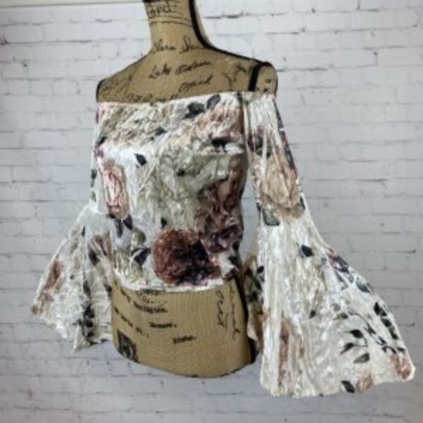 Crinkly Crush Velvet Floral Print On/Off Shoulder Bell Sleeve Crop Top