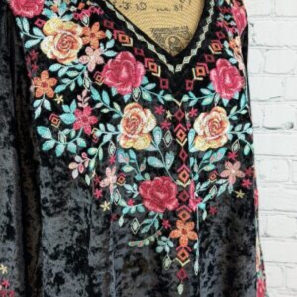 Savannah Jane Black Velvet Embroidered Balloon Sleeve Top